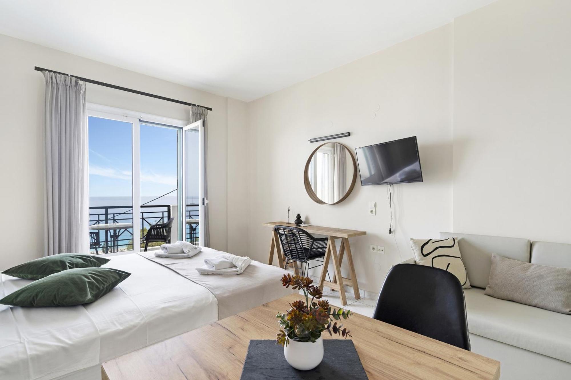 Sunset Premium Studio B Áyios Nikítas Eksteriør billede